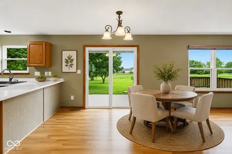 6551 Calla Lily Drive Indianapolis IN 46237