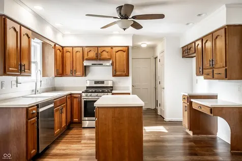 828 Pebble Brook Place Noblesville IN 46062