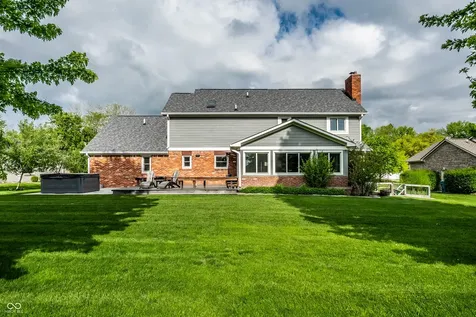 828 Pebble Brook Place Noblesville IN 46062