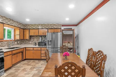 157 E Hill Valley Drive Indianapolis IN 46227