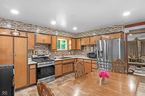 157 E Hill Valley Drive Indianapolis IN 46227