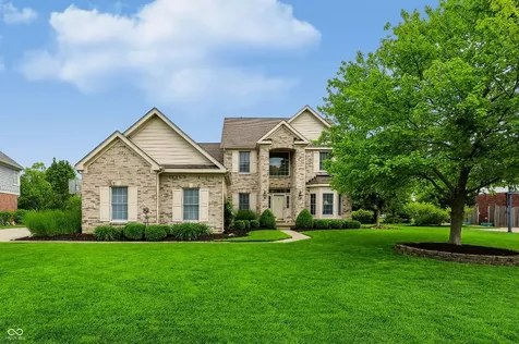 4534 Sunflower Court Zionsville IN 46077