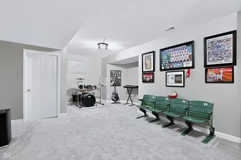 4534 Sunflower Court Zionsville IN 46077