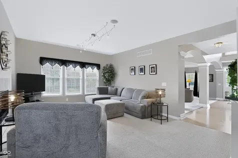4534 Sunflower Court Zionsville IN 46077