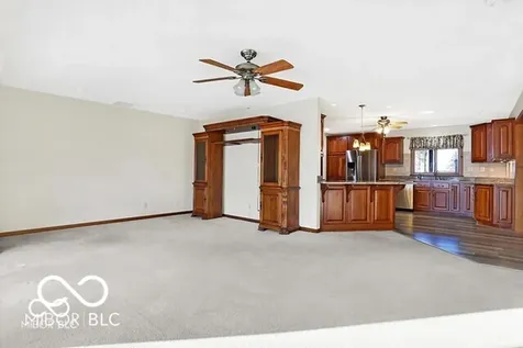 5272 N Graham Road Whiteland IN 46184