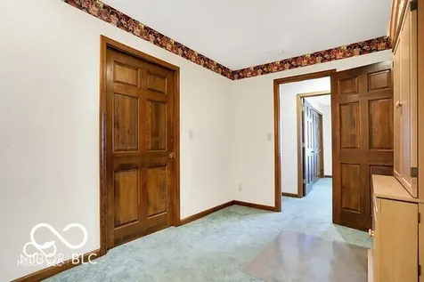 5272 N Graham Road Whiteland IN 46184