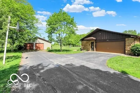 5272 N Graham Road Whiteland IN 46184