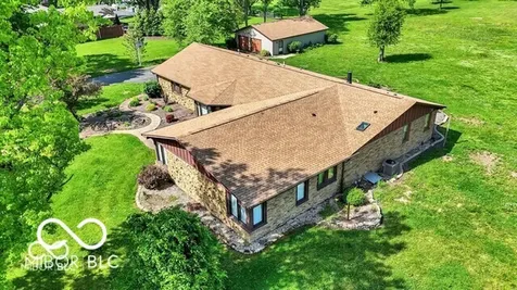 5272 N Graham Road Whiteland IN 46184