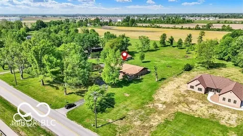 5272 N Graham Road Whiteland IN 46184