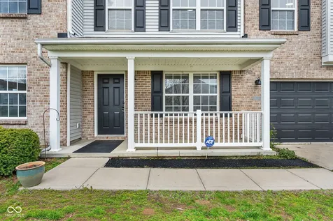 11218 Hylas Drive Noblesville IN 46060