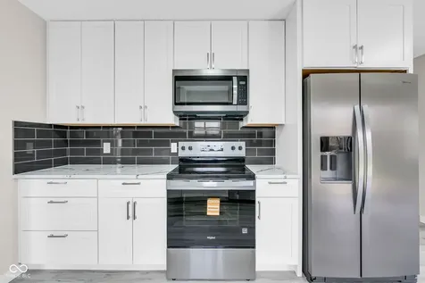 11218 Hylas Drive Noblesville IN 46060