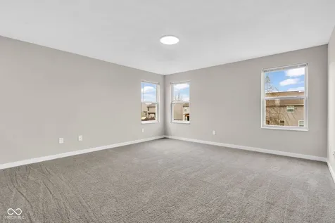 11218 Hylas Drive Noblesville IN 46060