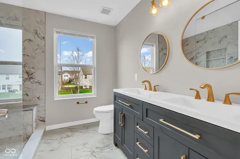 11218 Hylas Drive Noblesville IN 46060