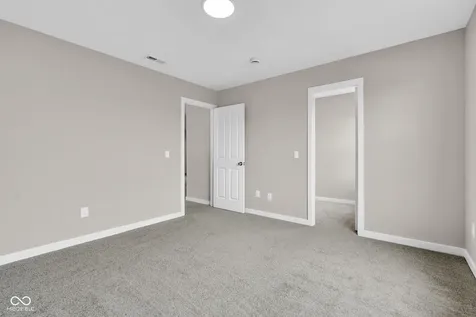11218 Hylas Drive Noblesville IN 46060