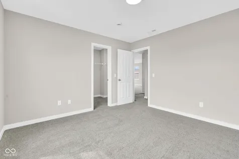 11218 Hylas Drive Noblesville IN 46060