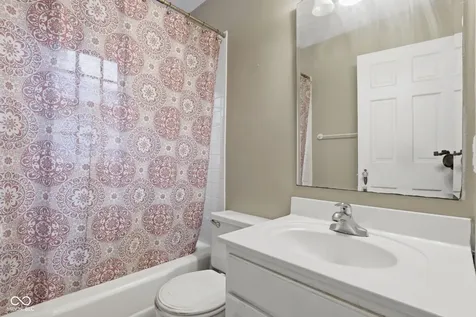 5409 Indianola Avenue Indianapolis IN 46220