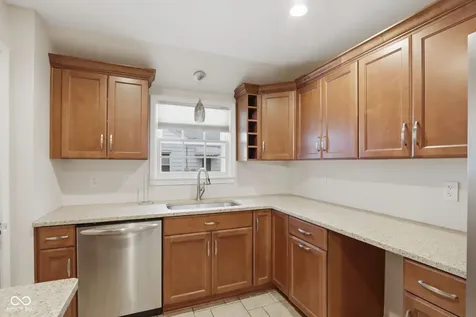 5409 Indianola Avenue Indianapolis IN 46220