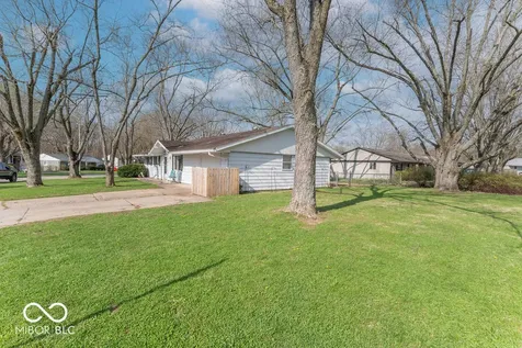 1204 Dusty Trail Greenwood IN 46142