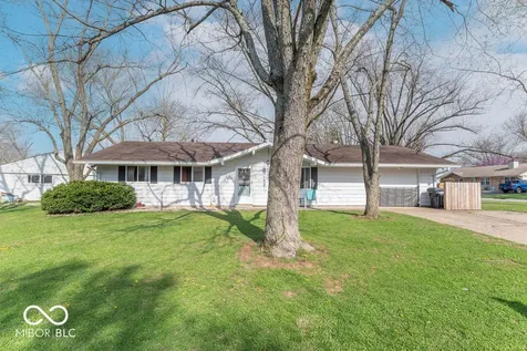 1204 Dusty Trail Greenwood IN 46142