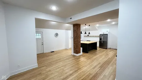 909 N Temple Avenue Indianapolis IN 46201