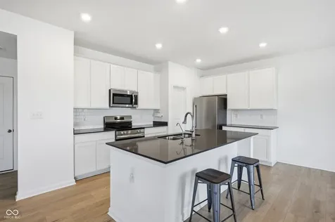 250 Evening Bay Court Pendleton IN 46064