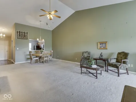 2055 Pelican Drive Franklin IN 46131
