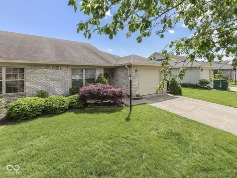 2055 Pelican Drive Franklin IN 46131
