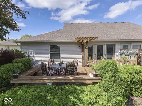 2055 Pelican Drive Franklin IN 46131