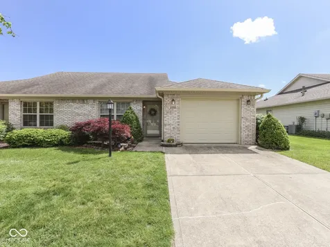 2055 Pelican Drive Franklin IN 46131