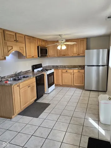 1403 Madison Road Elwood IN 46036