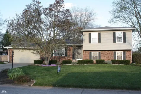 8437 Lockwood Lane Indianapolis IN 46217