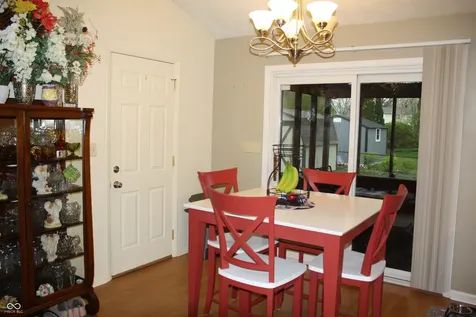 8437 Lockwood Lane Indianapolis IN 46217