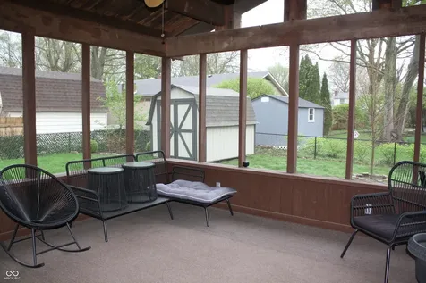 8437 Lockwood Lane Indianapolis IN 46217
