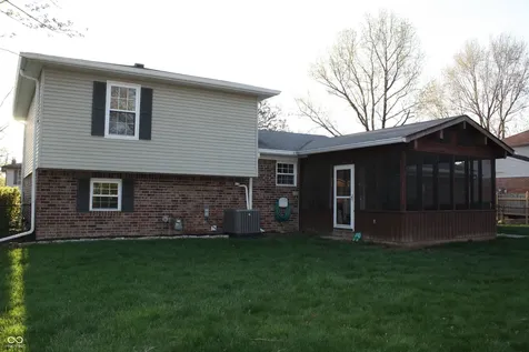 8437 Lockwood Lane Indianapolis IN 46217