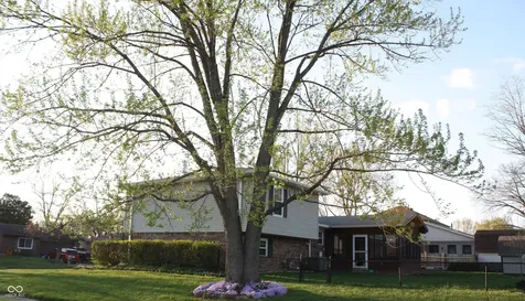 8437 Lockwood Lane Indianapolis IN 46217