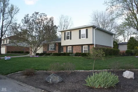 8437 Lockwood Lane Indianapolis IN 46217