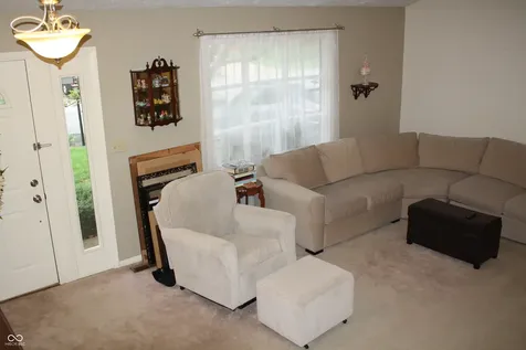 8437 Lockwood Lane Indianapolis IN 46217
