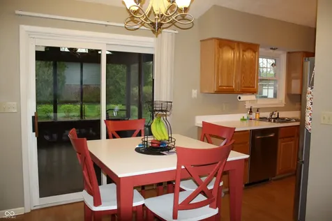8437 Lockwood Lane Indianapolis IN 46217