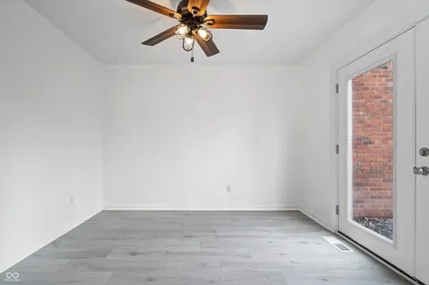 7467 Woodshire Place Indianapolis IN 46217
