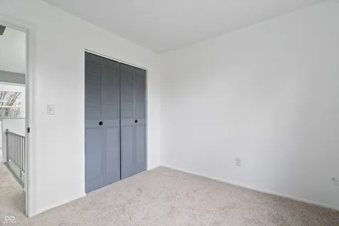 7467 Woodshire Place Indianapolis IN 46217