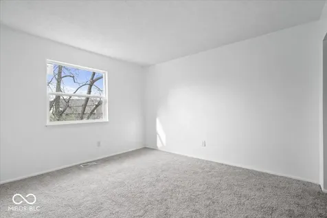 7467 Woodshire Place Indianapolis IN 46217