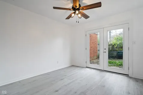 7467 Woodshire Place Indianapolis IN 46217