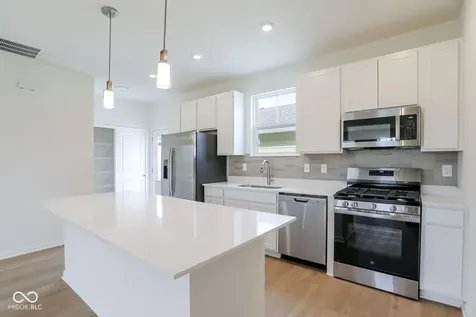 3947 Sandpiper Way Brownsburg IN 46112