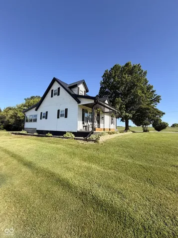 8989 S County Road 825 W Reelsville IN 46171