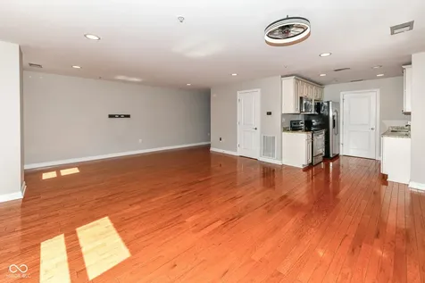 350 N Meridian Street Indianapolis IN 46204