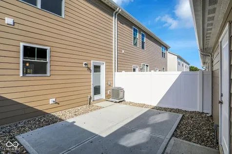 8538 Goldfinch Road Brownsburg IN 46112