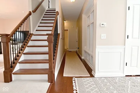 712 Settlers Walk Brownsburg IN 46112