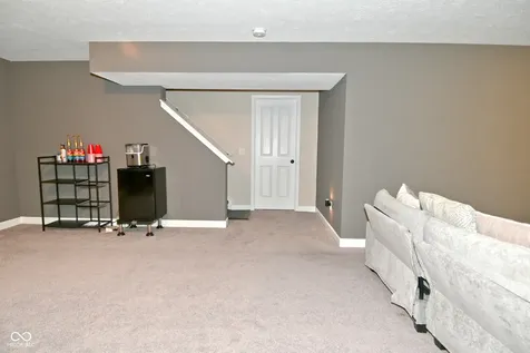 712 Settlers Walk Brownsburg IN 46112