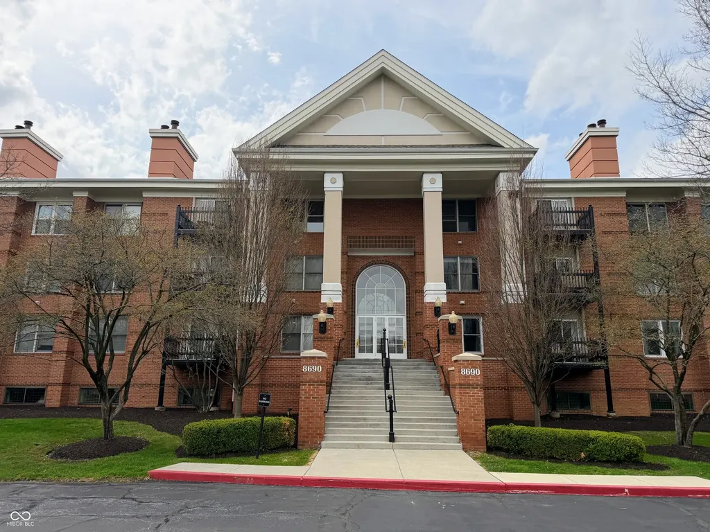 8690 Jaffa Court West Drive Indianapolis IN 46260