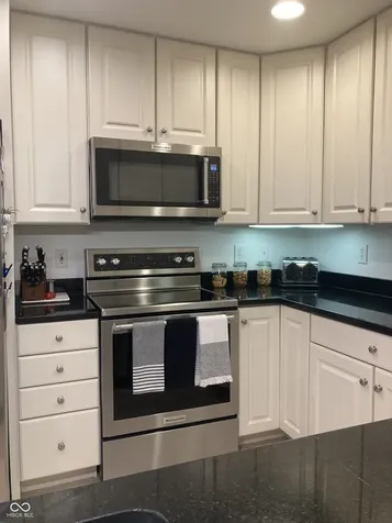 8690 Jaffa Court West Drive Indianapolis IN 46260